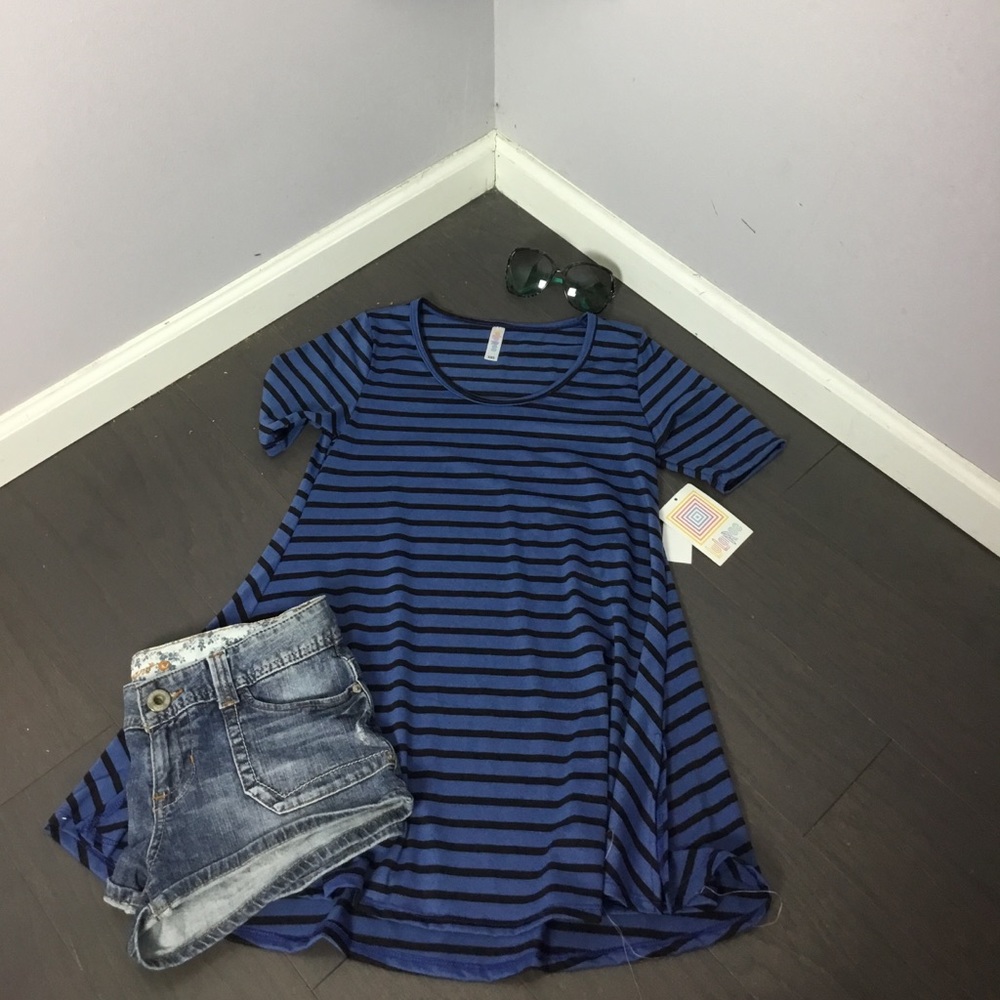 Lularoe perfect t - Picture 2 of 3
